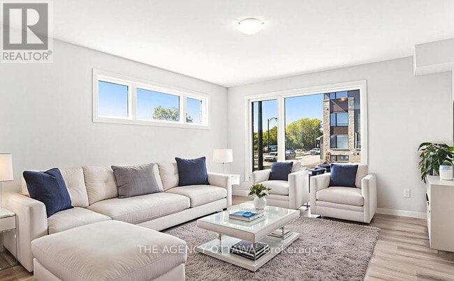 Building Photo - 401 Glenroy Gilbert Dr