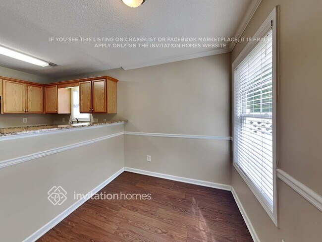 Foto del edificio - 3816 Pine Village Pl