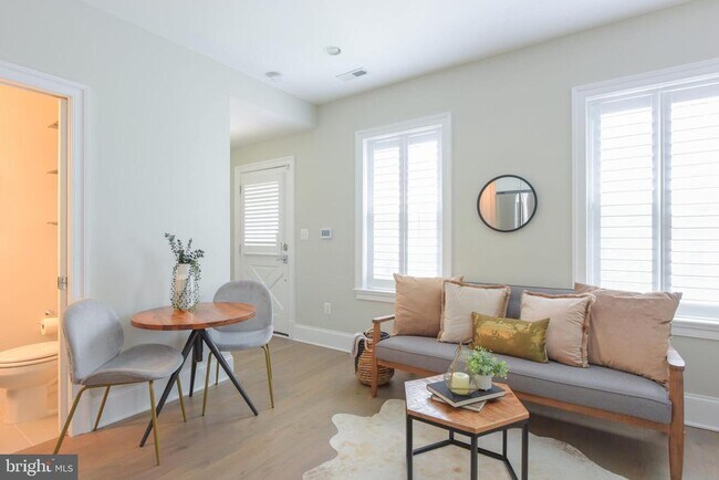 Foto del edificio - 3921 Fulton St NW