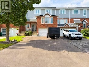 Building Photo - 76 Fairgreen Close
