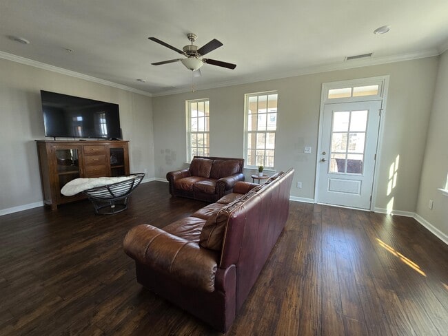 Photo - 2031 Tollgate Blvd Townhome