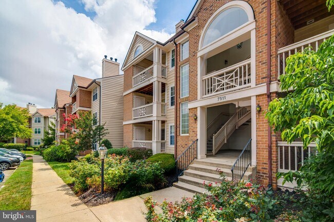 Foto del edificio - 7511 Ashby Ln