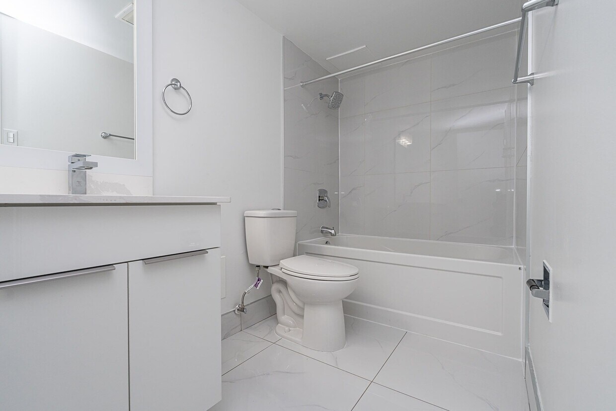 Photo du bâtiment - Lancaster Tower