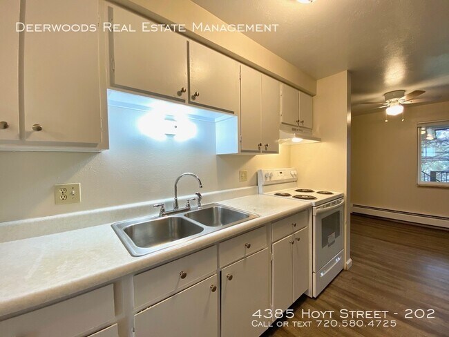 Foto del edificio - 4385 Hoyt St