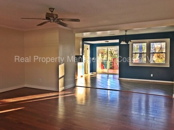 Foto del edificio - 15300 Overstreet Ln