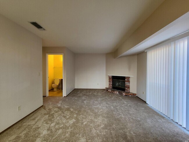 Foto del edificio - 1115 N Lincoln St