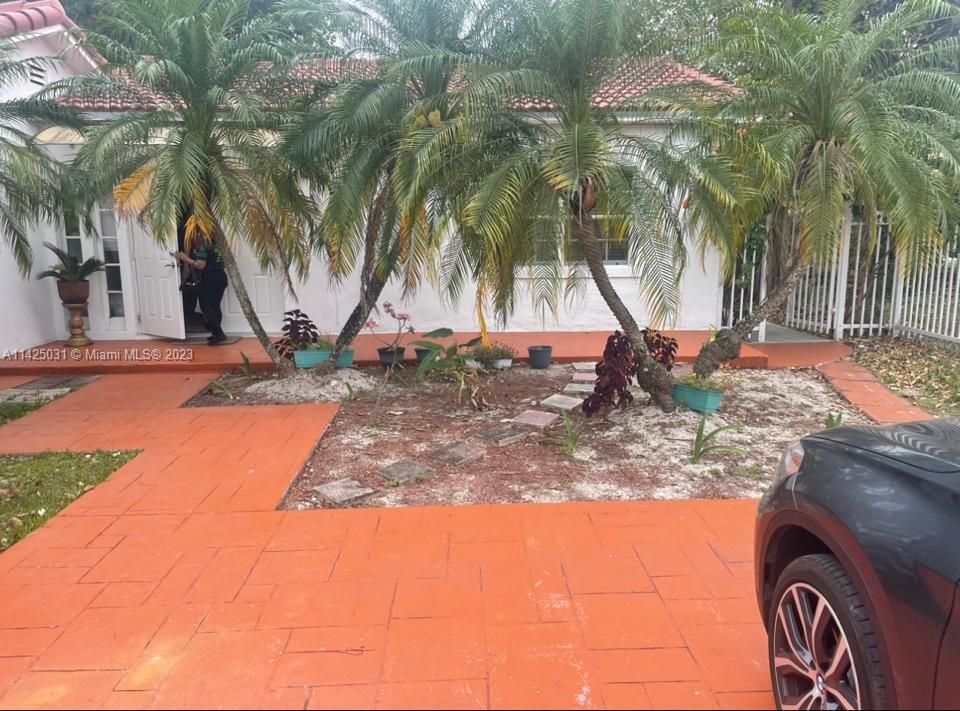 Primary Photo - 1362 NW 102nd St