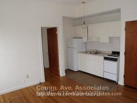 Foto del edificio - 168 N Beacon St