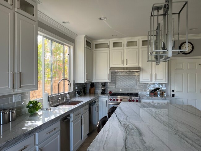 Building Photo - 484 Vista Creek Cir