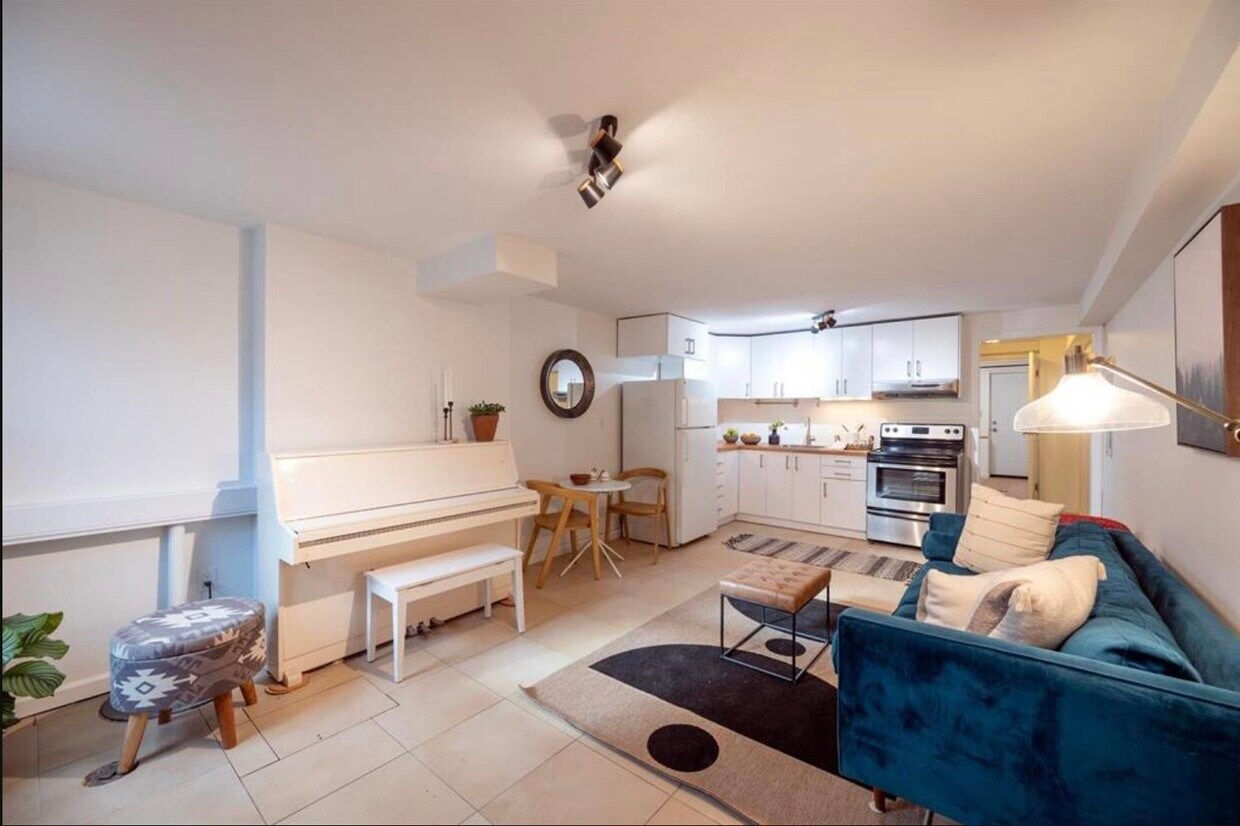 Foto principal - 284 6th St