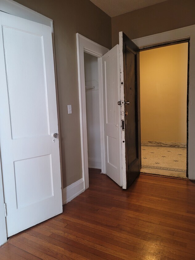 Foto principal - 205 Washington Ave