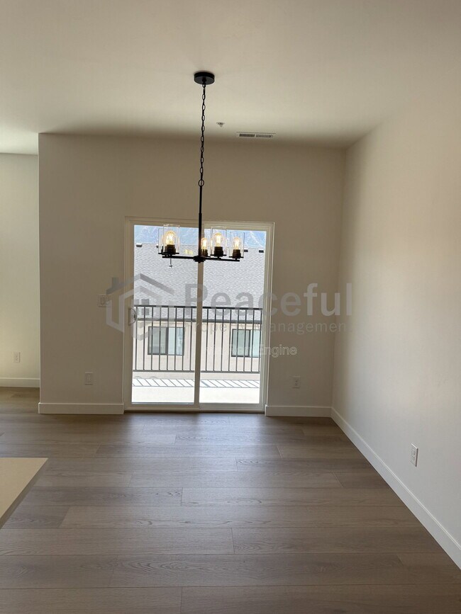 Foto del edificio - 272 E 850 S