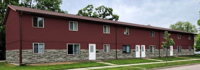 Building Photo - 905 Pine St