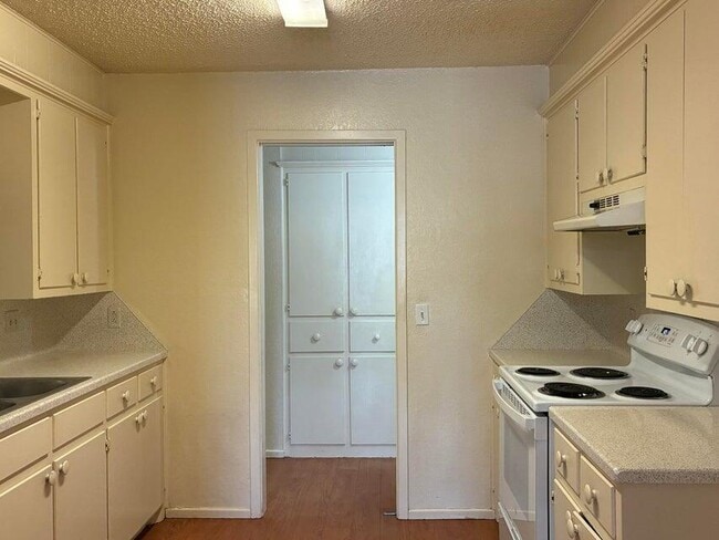 Foto del edificio - 3 Wagnon Dr