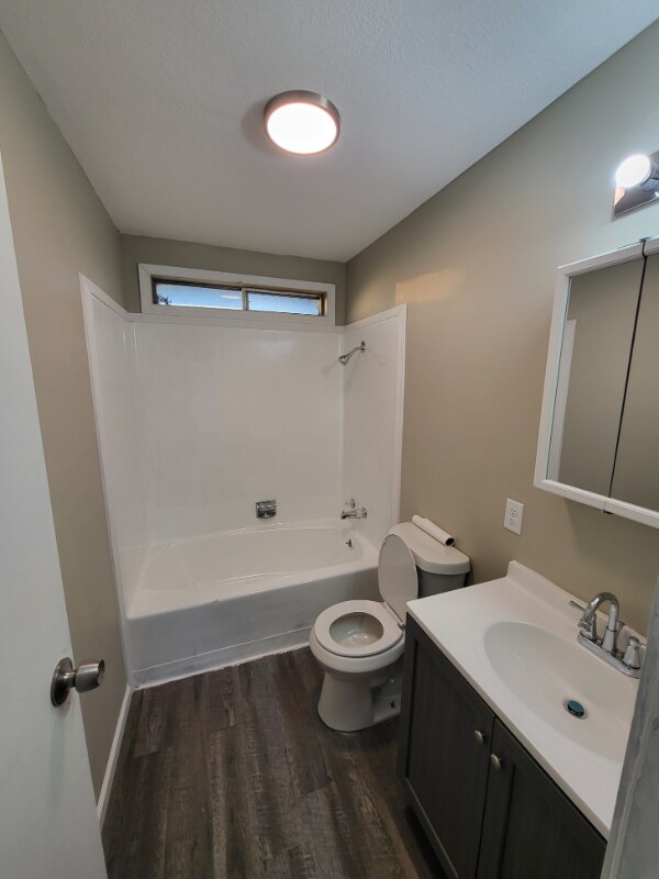 Foto del edificio - 734 N Country Acres Ave