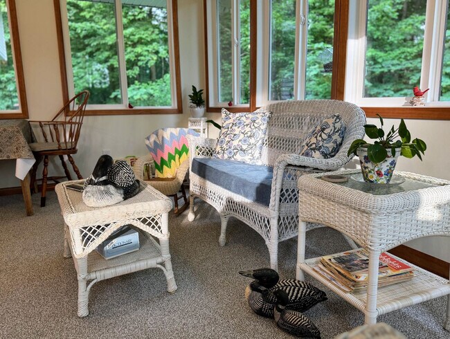 Building Photo - 56500 Penn Rd