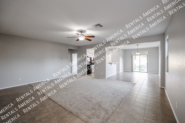 Building Photo - 7012 W Alta Vista Rd