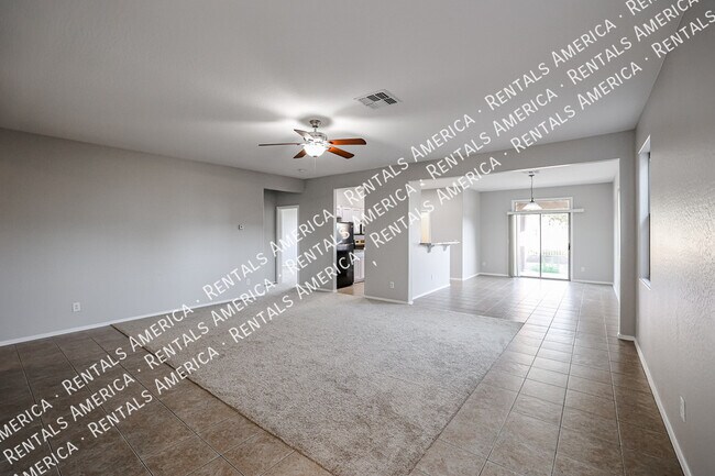 Foto del edificio - 7012 W Alta Vista Rd