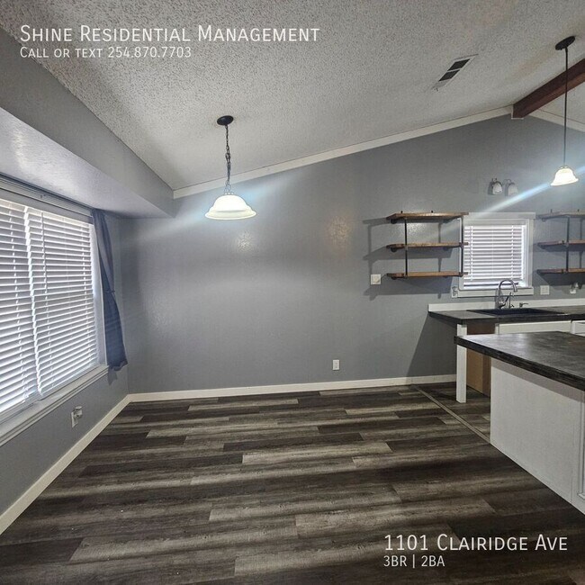 Building Photo - 1101 Clairidge Ave