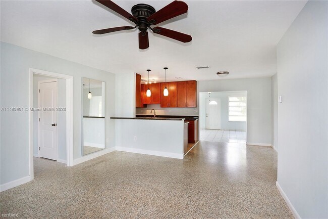 Building Photo - 4 br, 3 bath House - 10045 SW 82nd St