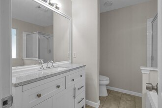 Building Photo - 10486 Twin Circles Dr