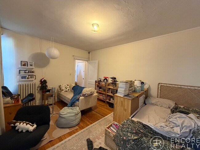 Building Photo - 28 Quint Ave