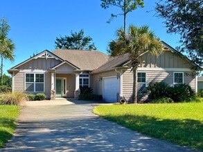 Building Photo - 129 Oarsman Crossing