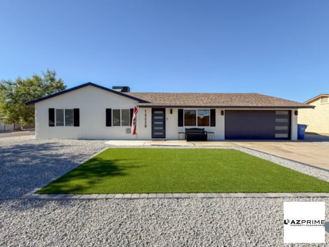 Foto del edificio - Beautifully Updated 4/2 Phoenix Home!