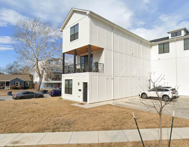 Photo - 2340 Benbrook Dr Townhome