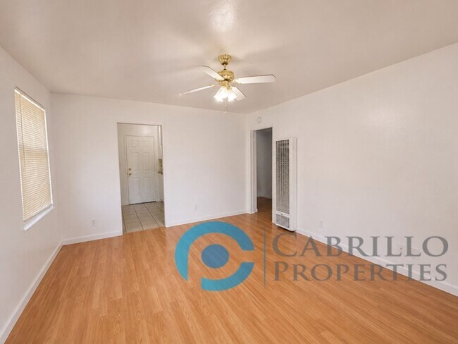 Foto del edificio - 4413 44th St