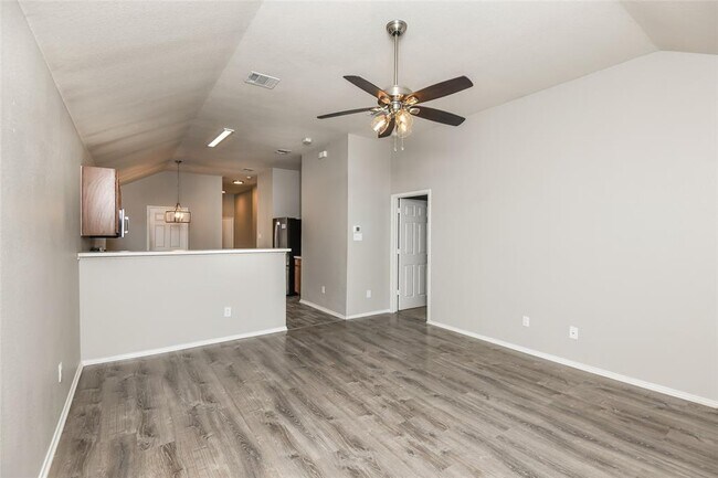 Building Photo - 3045 Spotted Owl Dr