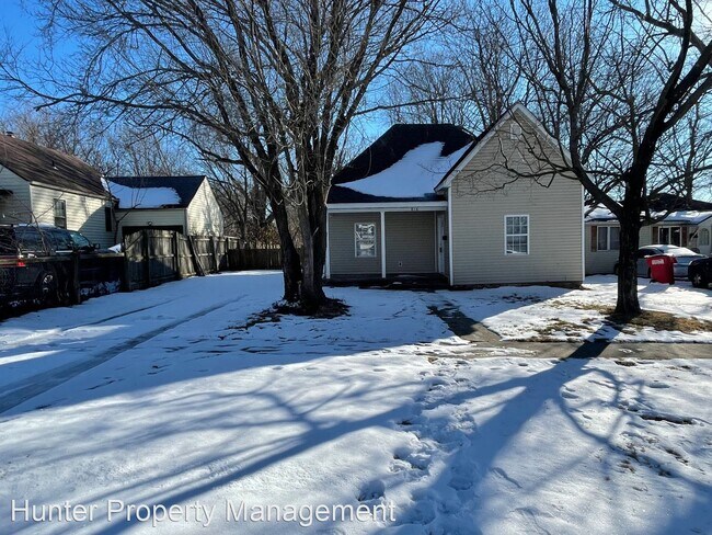 Building Photo - 2 br, 1 bath House - 816 N Rogers Ave