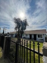 Building Photo - 6773 California St