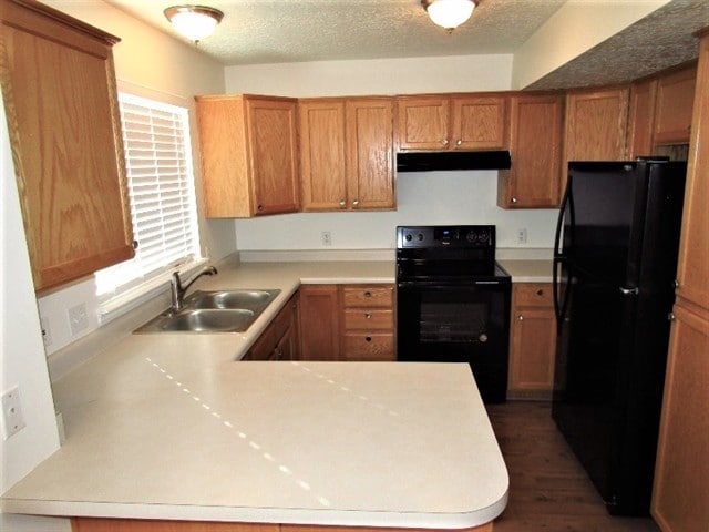 Foto del edificio - 817 Country Club Dr