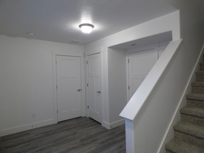 Foto del edificio - Great 3 Bd 2.5 Ba Townhome Rooftop Views