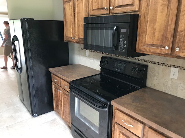 Building Photo - 711 E Culton St