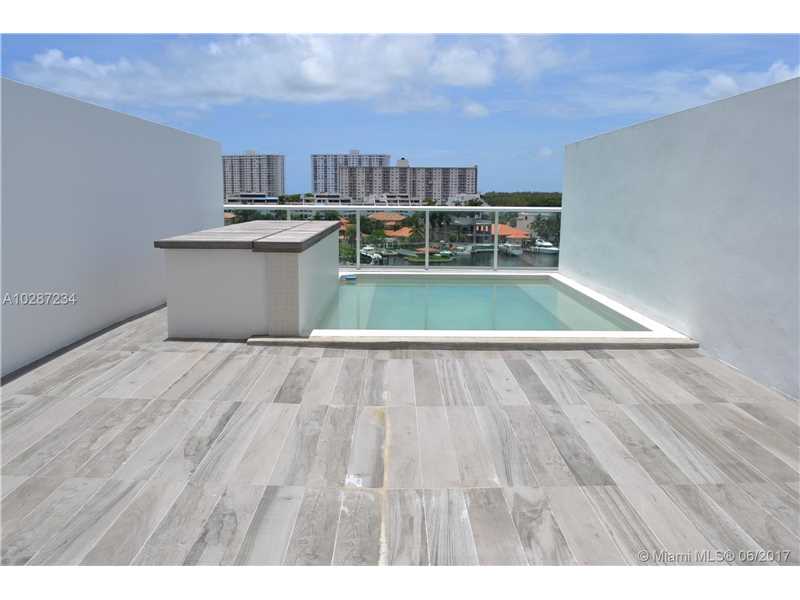 Primary Photo - 400 Sunny Isles Blvd
