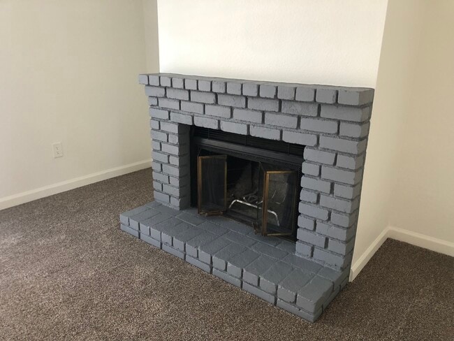 Building Photo - Cedarwood Apartments