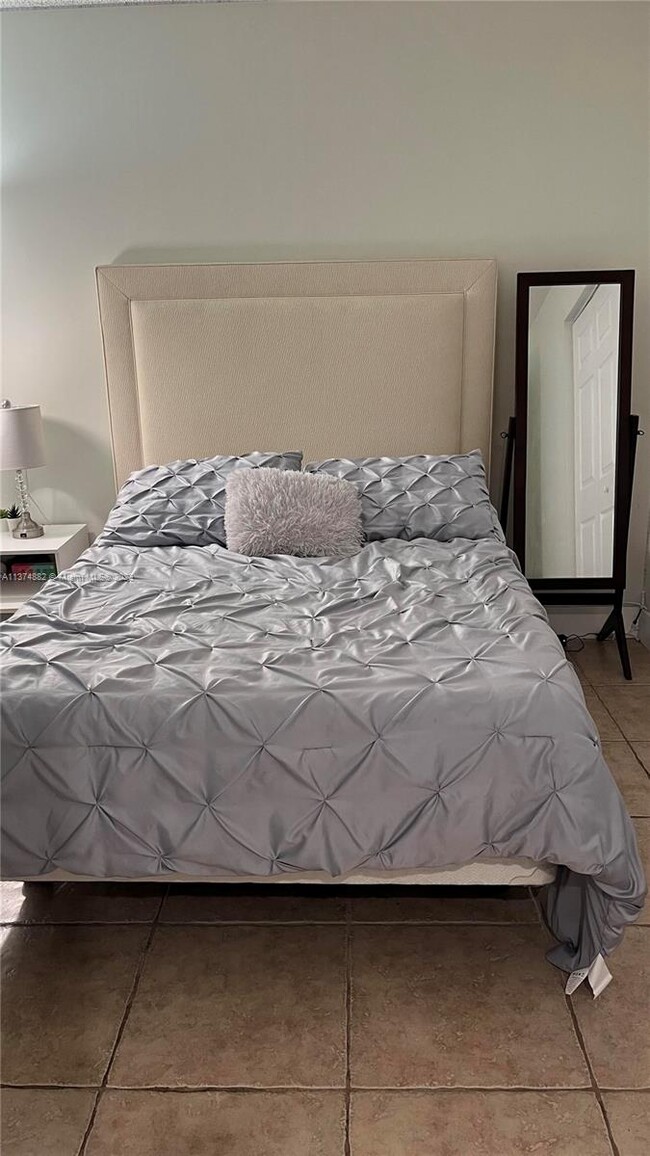 Foto del edificio - 4365 Mahogany Ridge Dr