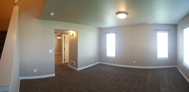 Foto del edificio - Comfort & Convenience in The Meadows – 3 B...