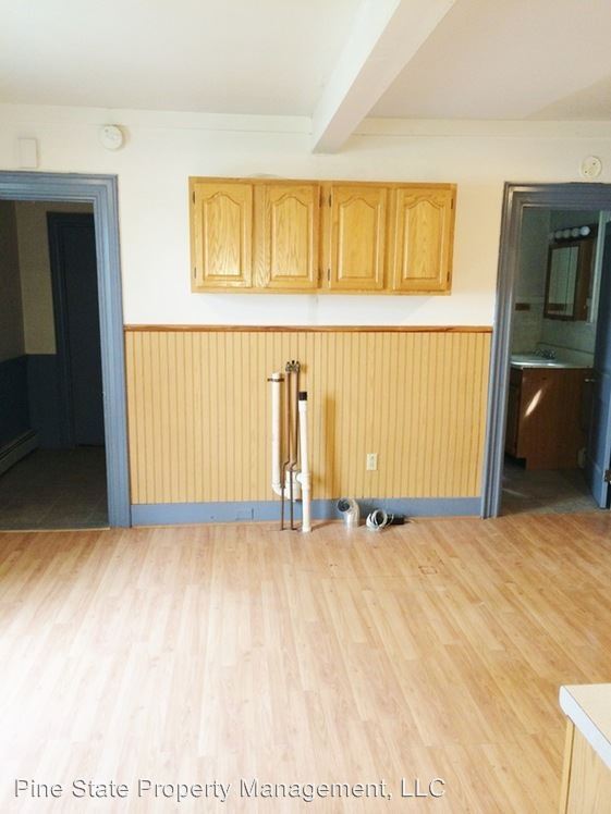 Building Photo - 59 Elm St