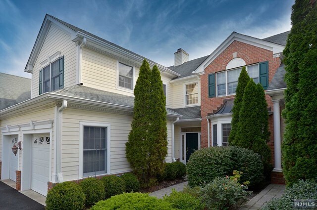 Foto principal - 910 Fieldstone Terrace