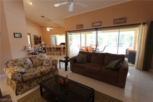 Building Photo - 505 Causeway Dr