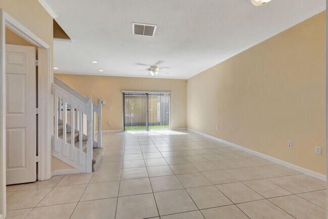 Foto del edificio - 1439 Hawthorne Pl