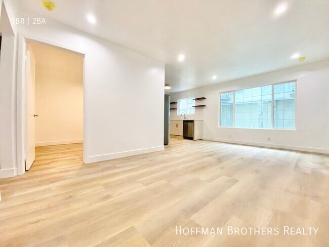 Foto del edificio - 1008 N Stanley Ave. West Hollywood, CA 90046