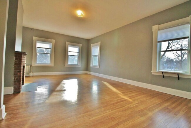 Foto del edificio - 295-303.5-3035 Albany Ave