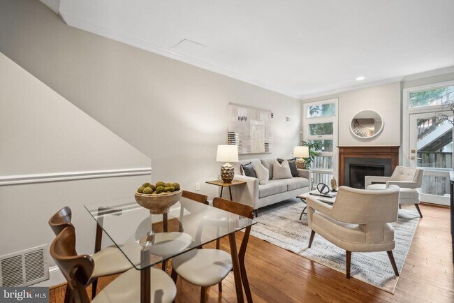 Foto del edificio - 1409 Potomac Ave SE