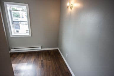 Building Photo - 54 Bannerman St