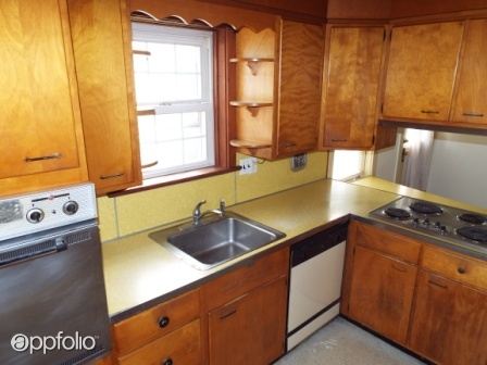 Building Photo - 123 N Spruce St