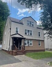 Building Photo - 37 Goodyear St